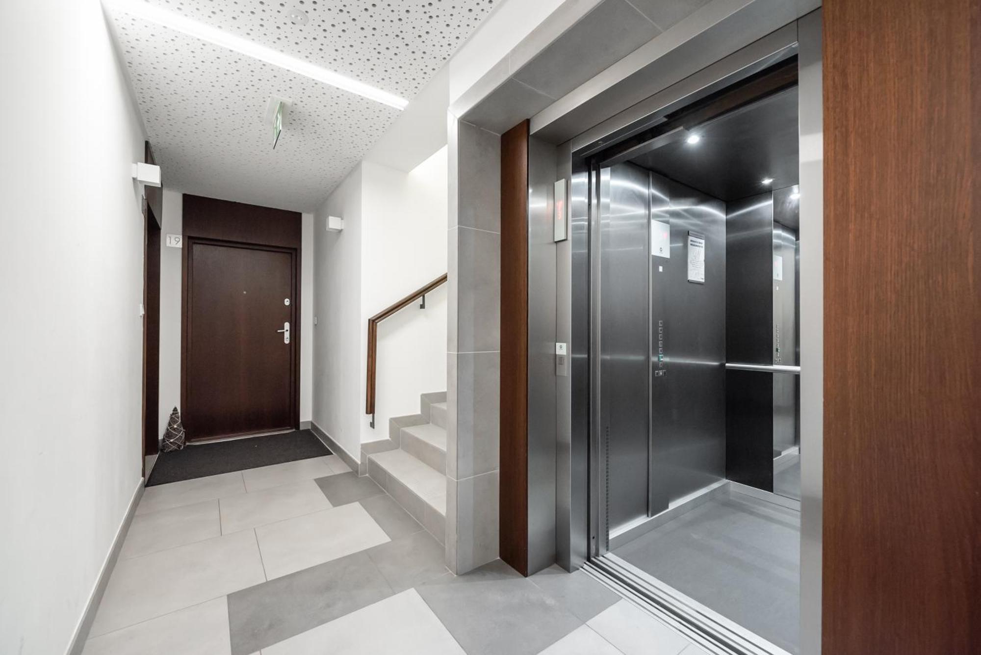 Bemowo Lazurowa Comfort Apartament *